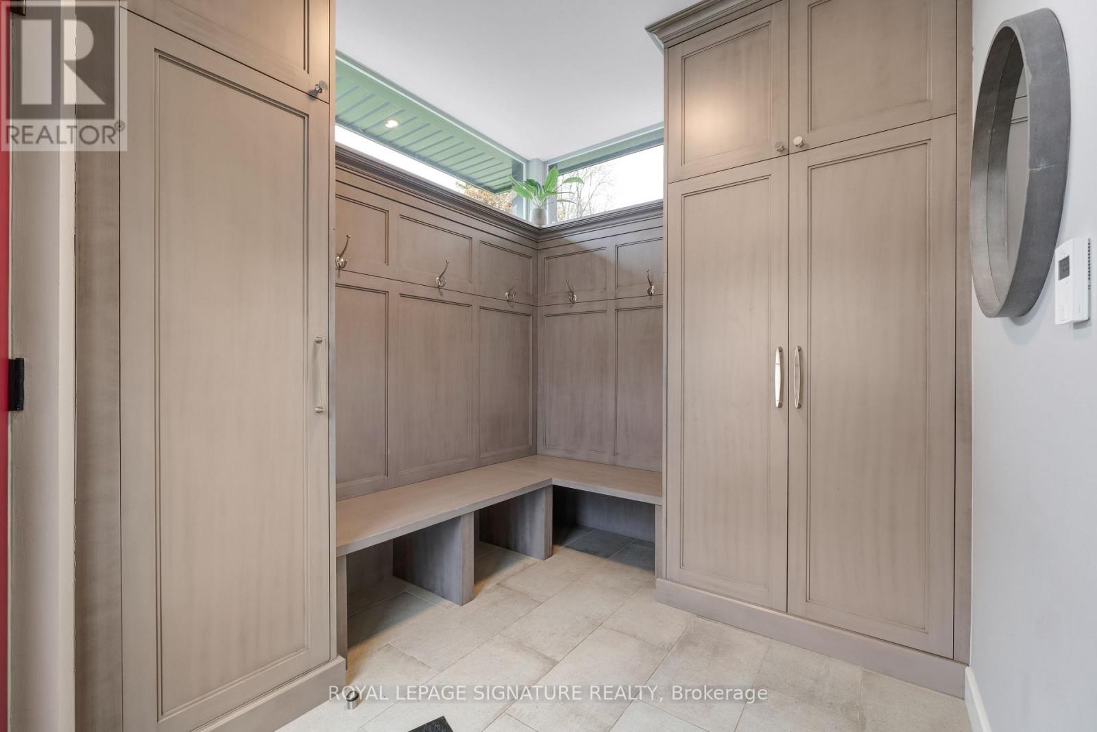 16 Veery Place, Toronto (banbury-don Mills), Ontario