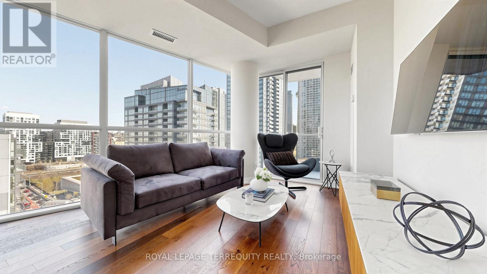 1705 - 20 Bruyeres Mews, Toronto (niagara), Ontario