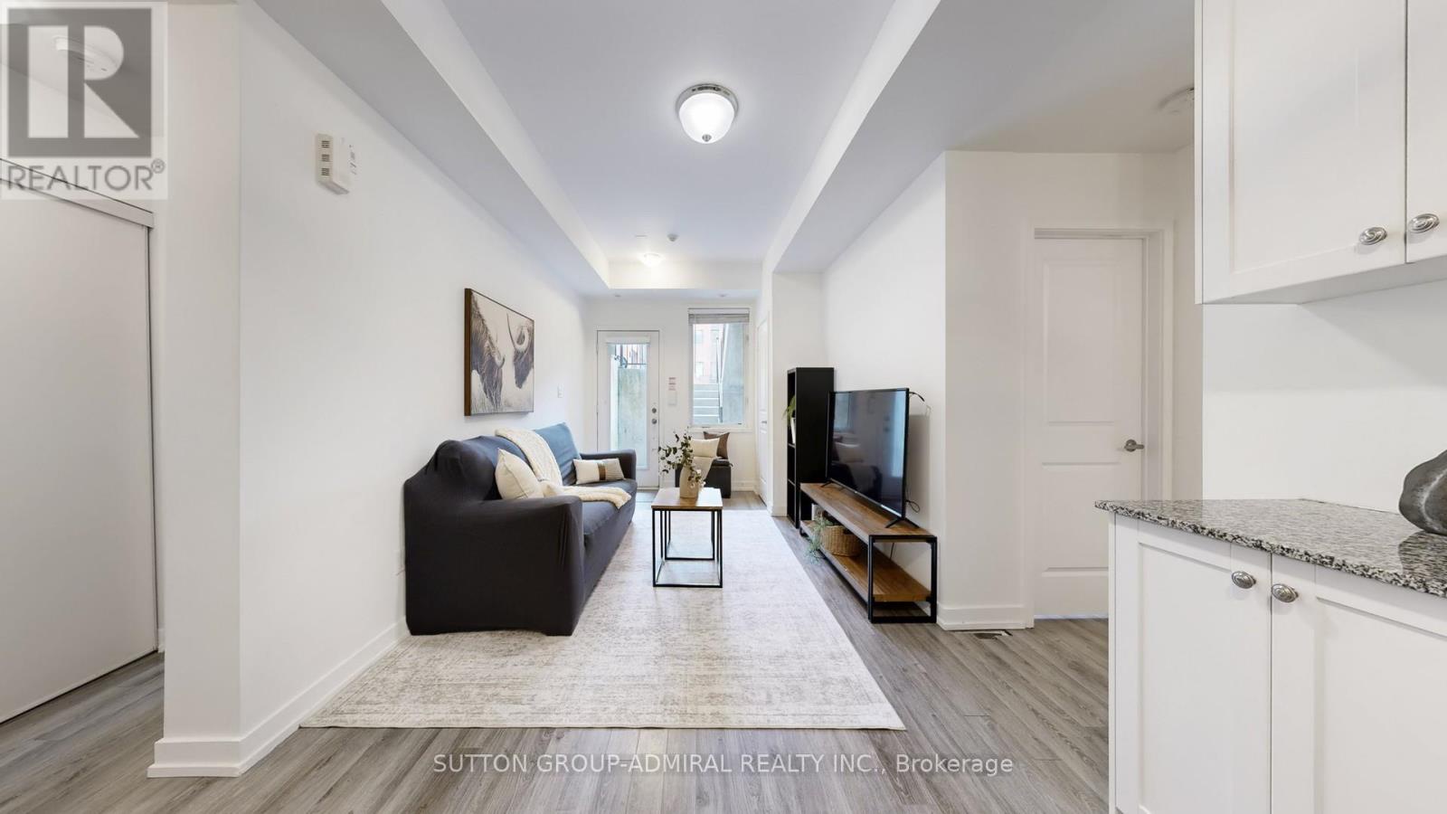1b - 867 Wilson Avenue, Toronto (downsview-roding-cfb), Ontario