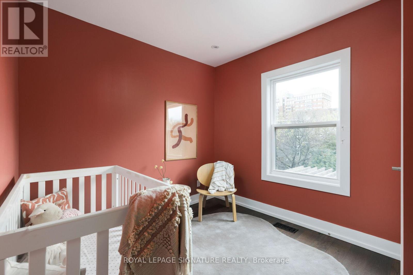 54 Eaton Avenue, Toronto (danforth), Ontario