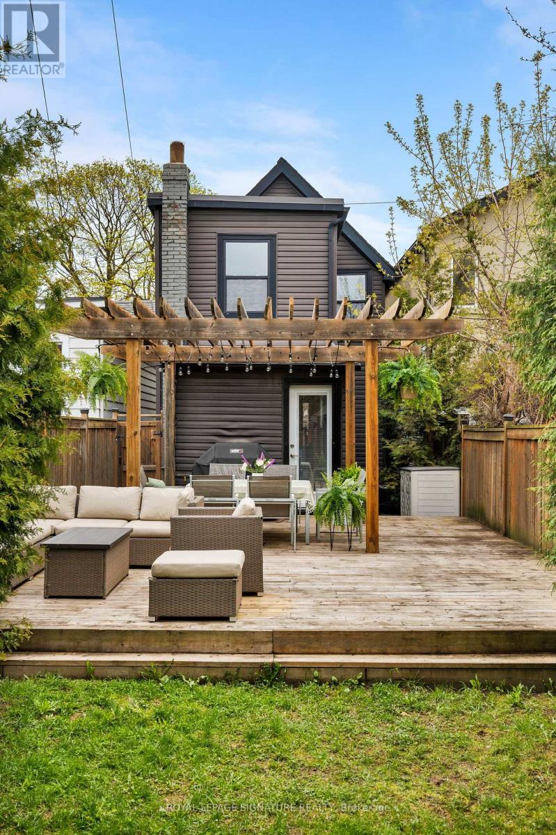 54 Eaton Avenue, Toronto (danforth), Ontario
