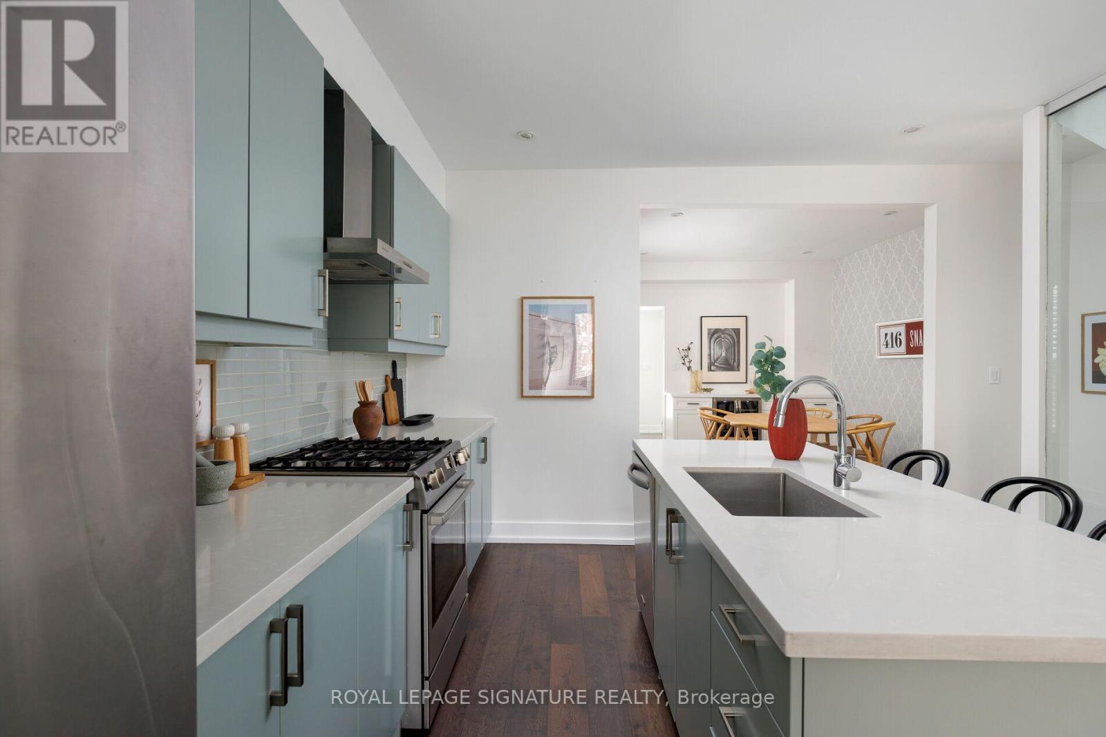 54 Eaton Avenue, Toronto (danforth), Ontario