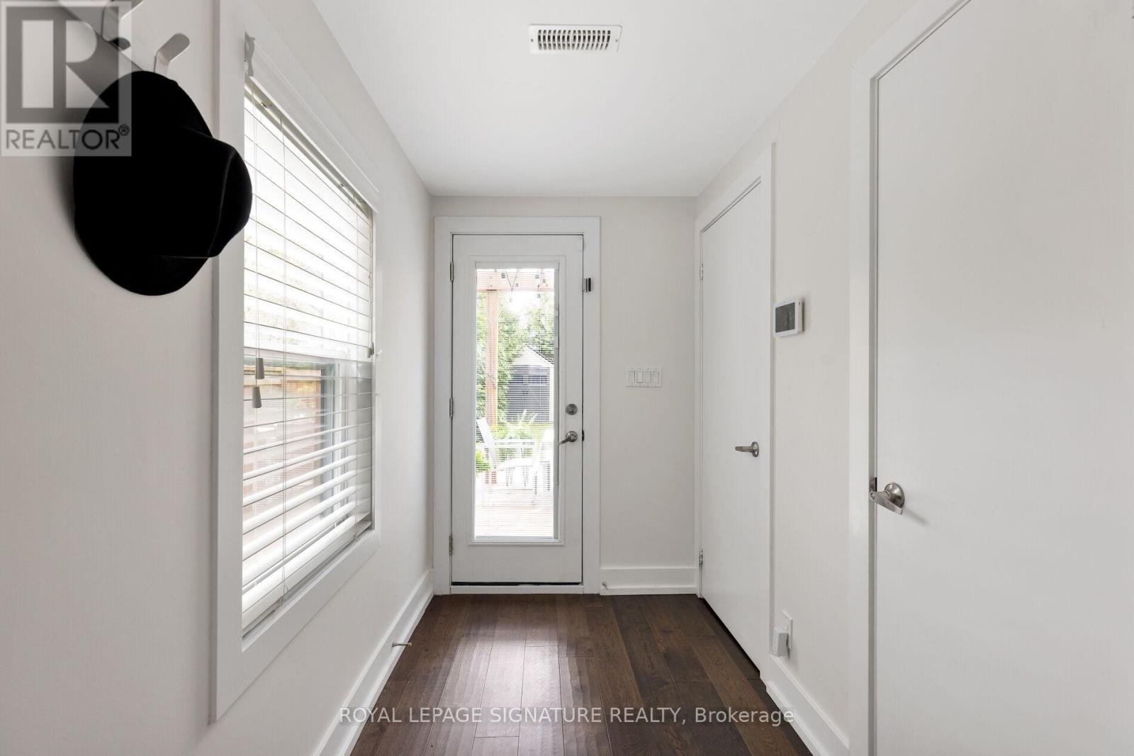 54 Eaton Avenue, Toronto (danforth), Ontario