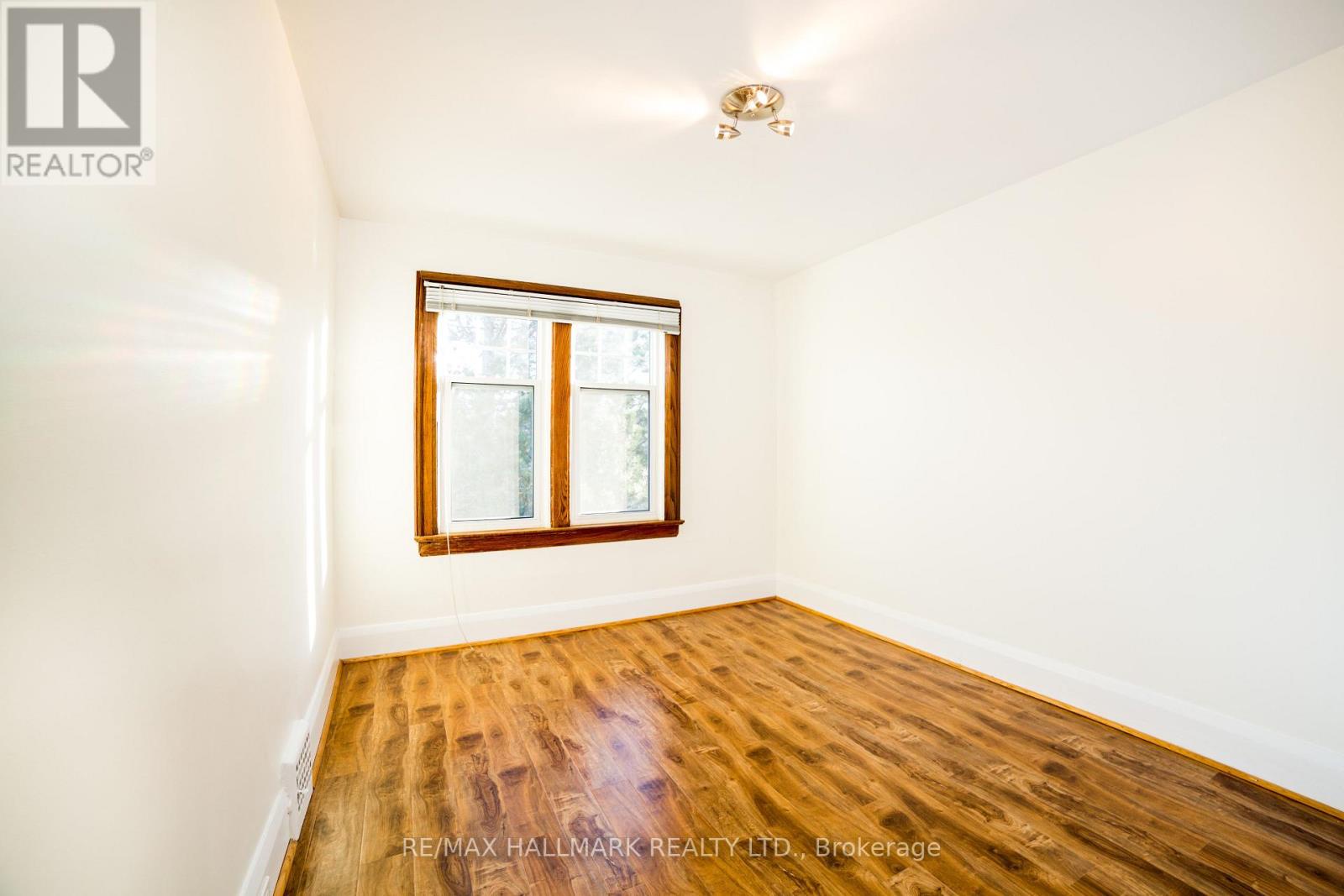 40 Snowdon Avenue, Toronto (lawrence Park North), Ontario