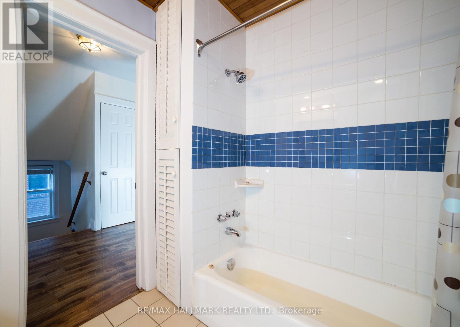 40 Snowdon Avenue, Toronto (lawrence Park North), Ontario