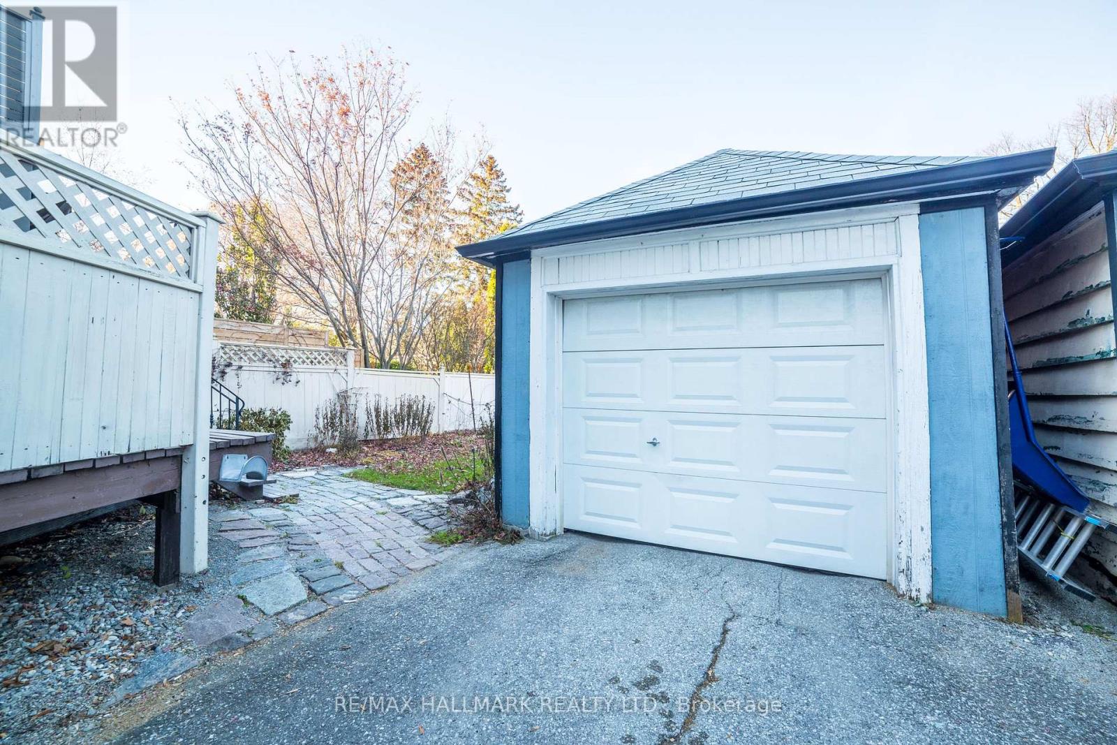 40 Snowdon Avenue, Toronto (lawrence Park North), Ontario