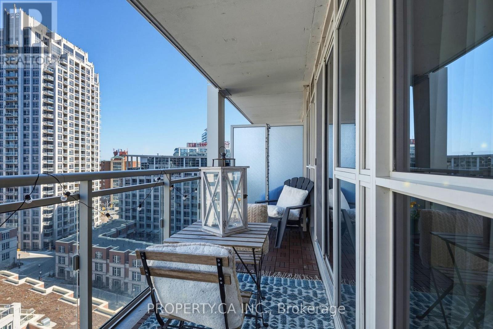 1604 - 35 Bastion Street, Toronto (niagara), Ontario