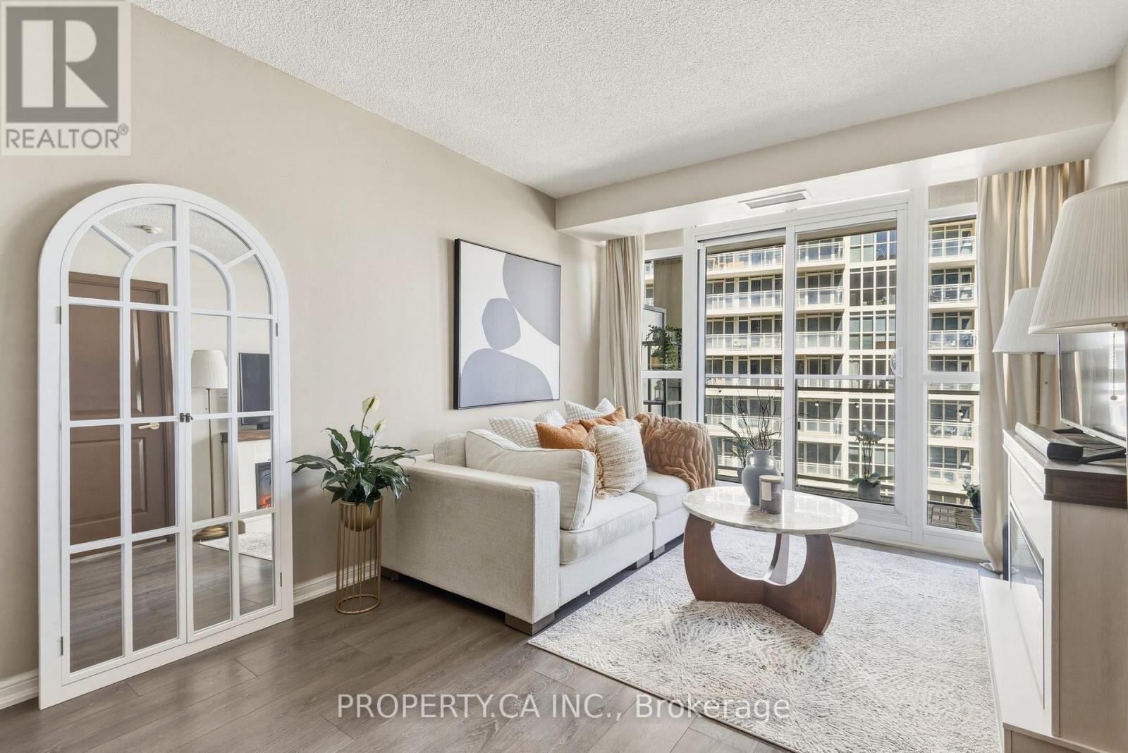 1604 - 35 Bastion Street, Toronto (niagara), Ontario