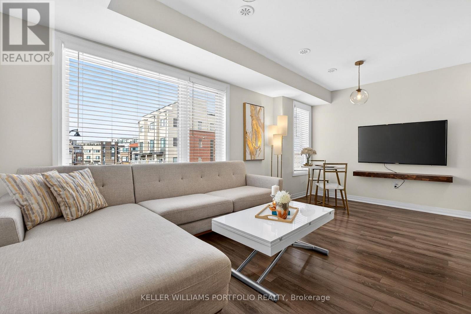 7 - 171 William Duncan Road, Toronto (downsview-roding-cfb), Ontario