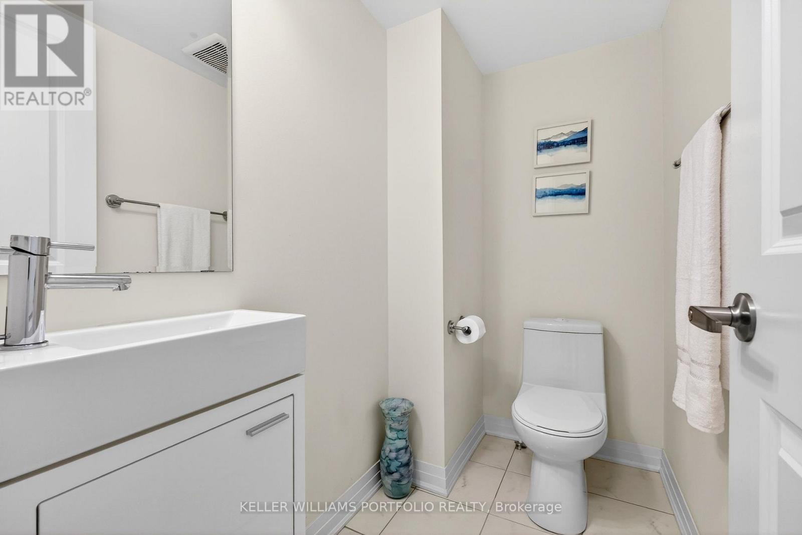 7 - 171 William Duncan Road, Toronto (downsview-roding-cfb), Ontario