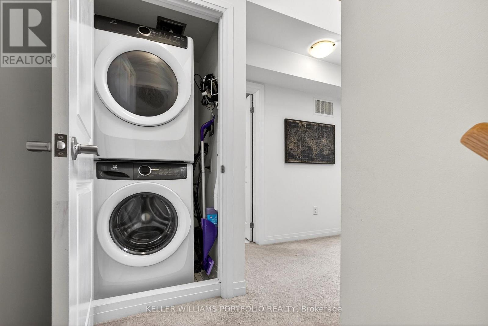 7 - 171 William Duncan Road, Toronto (downsview-roding-cfb), Ontario