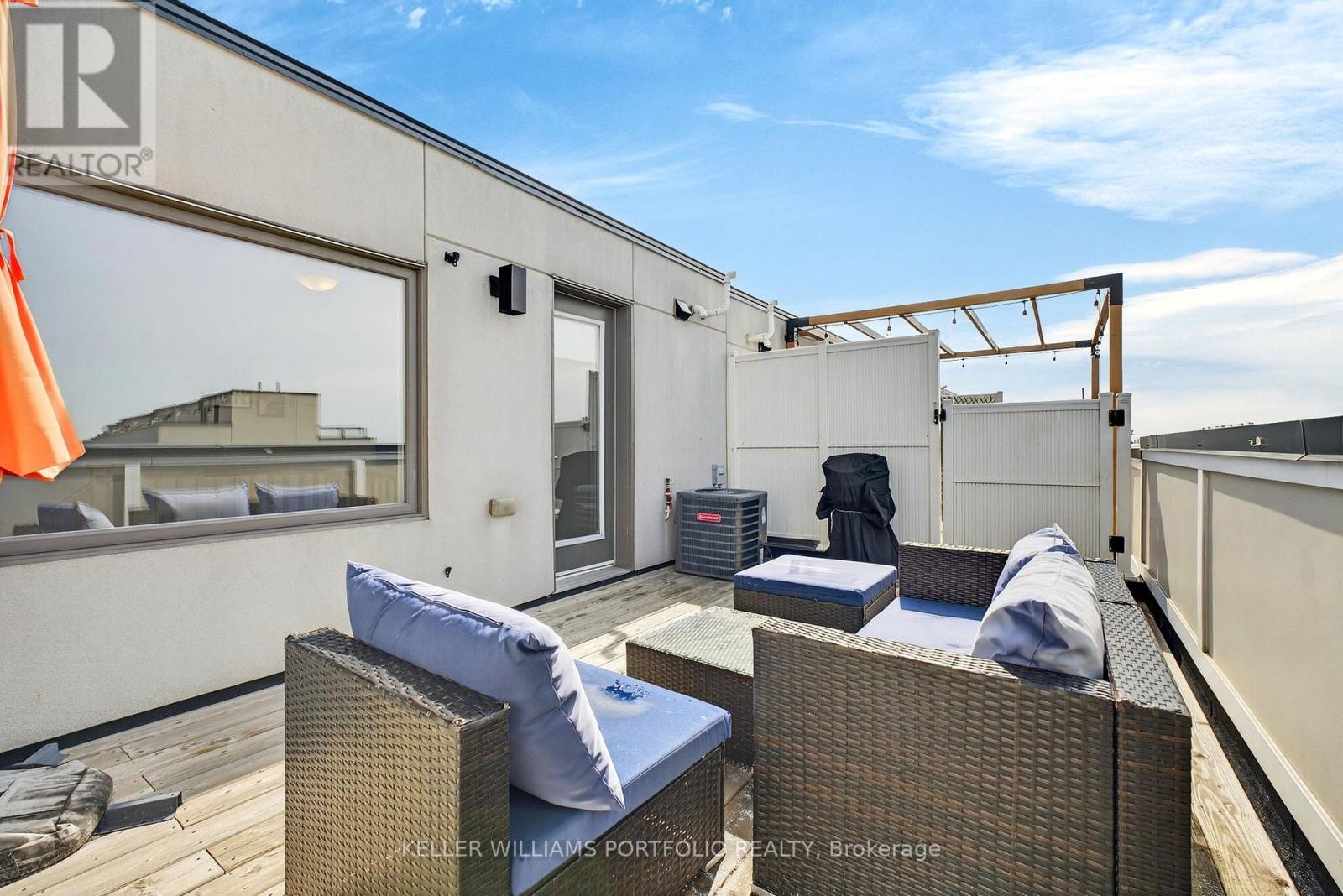 7 - 171 William Duncan Road, Toronto (downsview-roding-cfb), Ontario