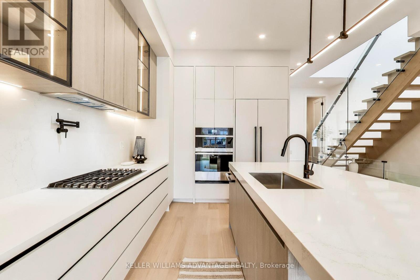 104 Yardley Avenue, Toronto (o'connor-parkview), Ontario