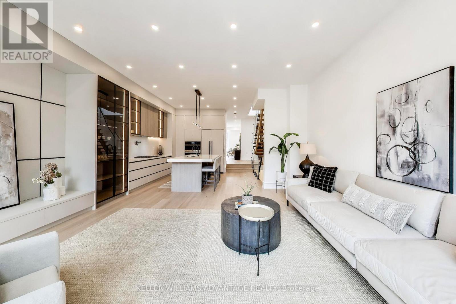 104 Yardley Avenue, Toronto (o'connor-parkview), Ontario
