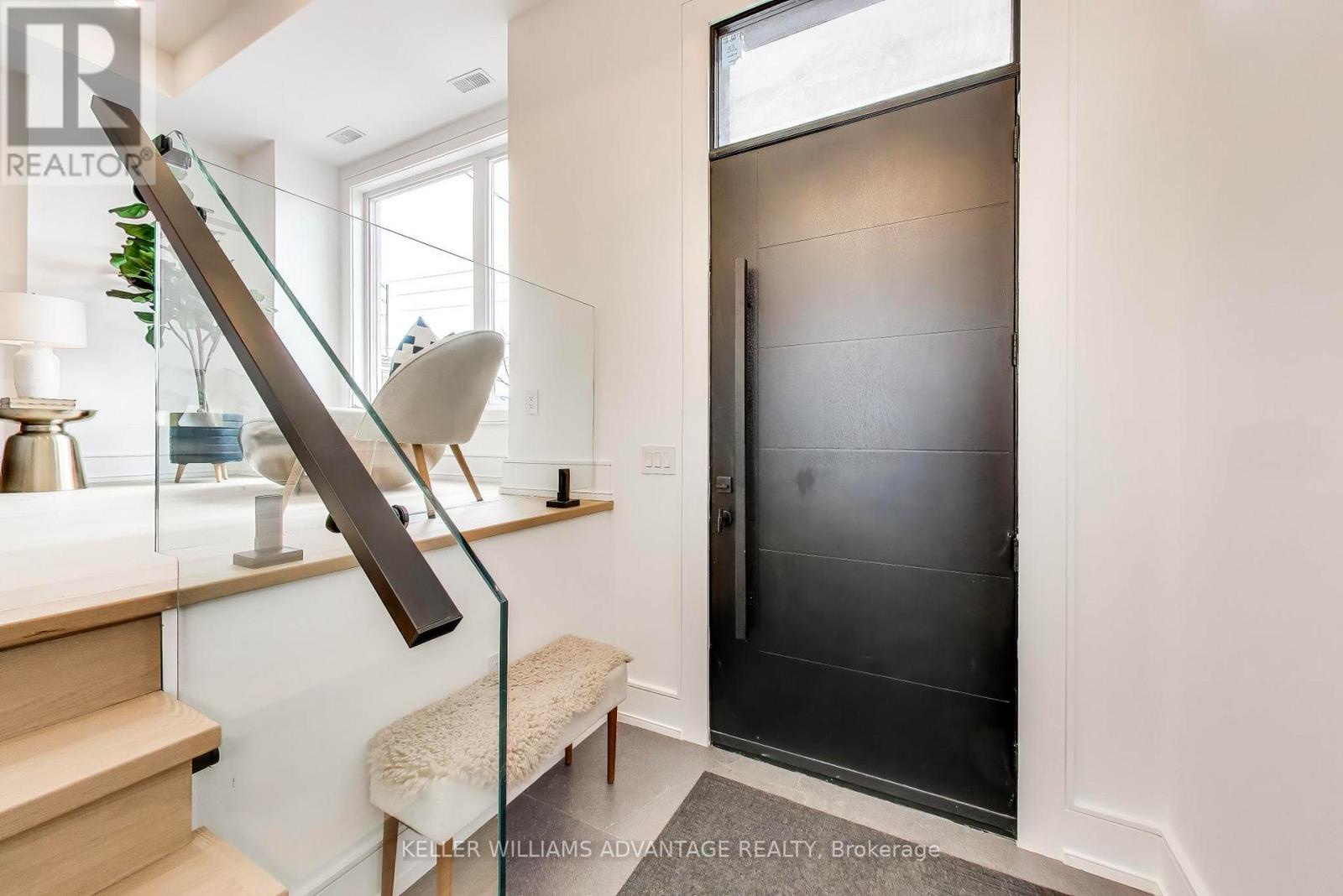 104 Yardley Avenue, Toronto (o'connor-parkview), Ontario