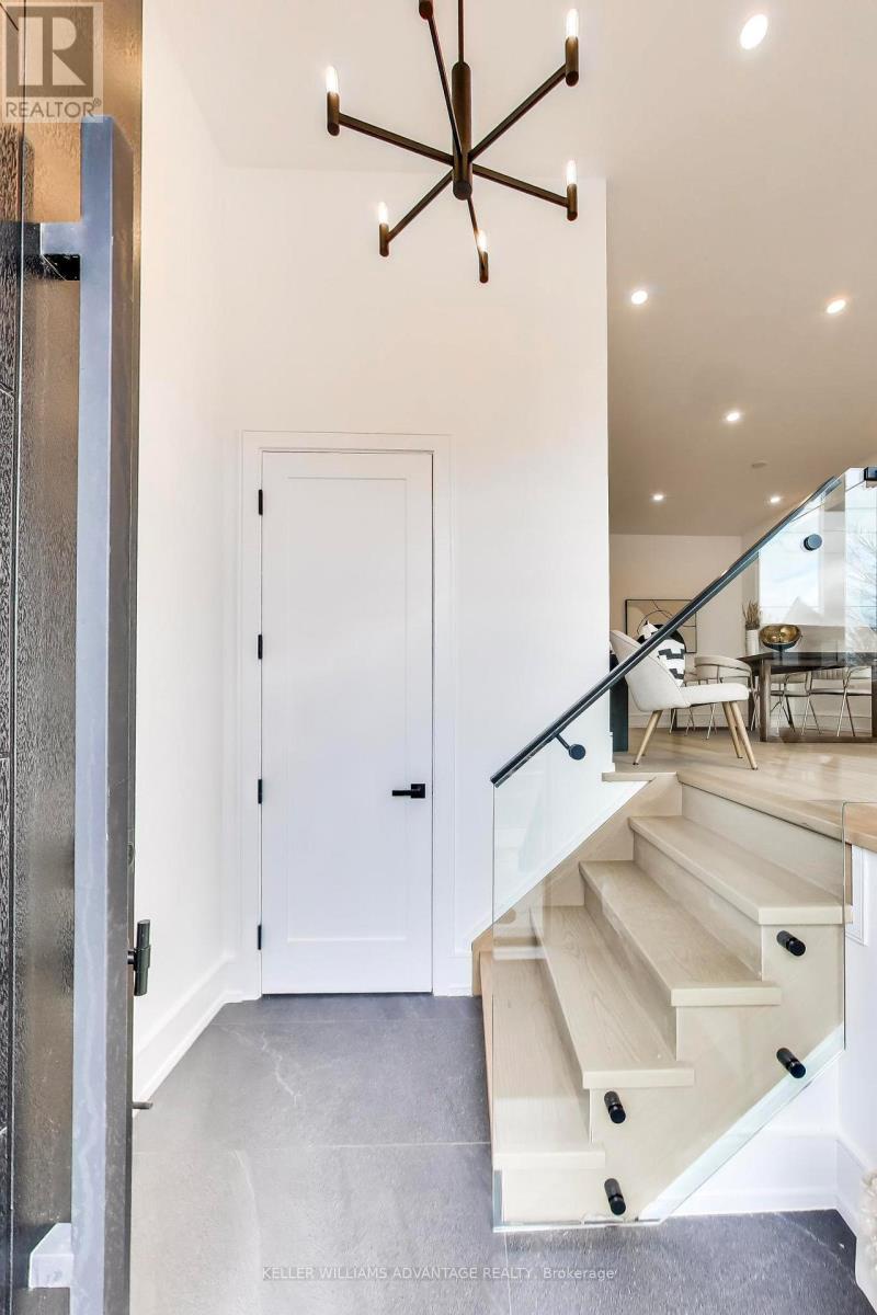 104 Yardley Avenue, Toronto (o'connor-parkview), Ontario