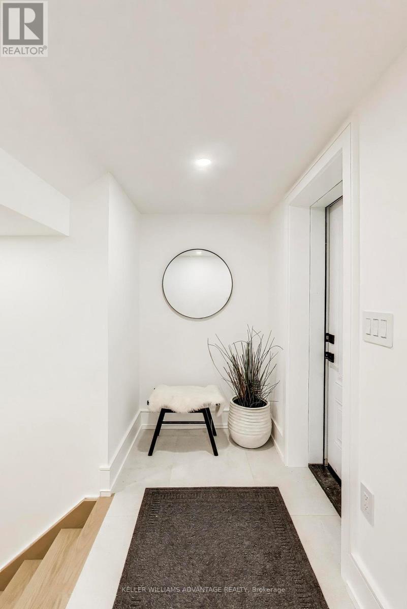 104 Yardley Avenue, Toronto (o'connor-parkview), Ontario