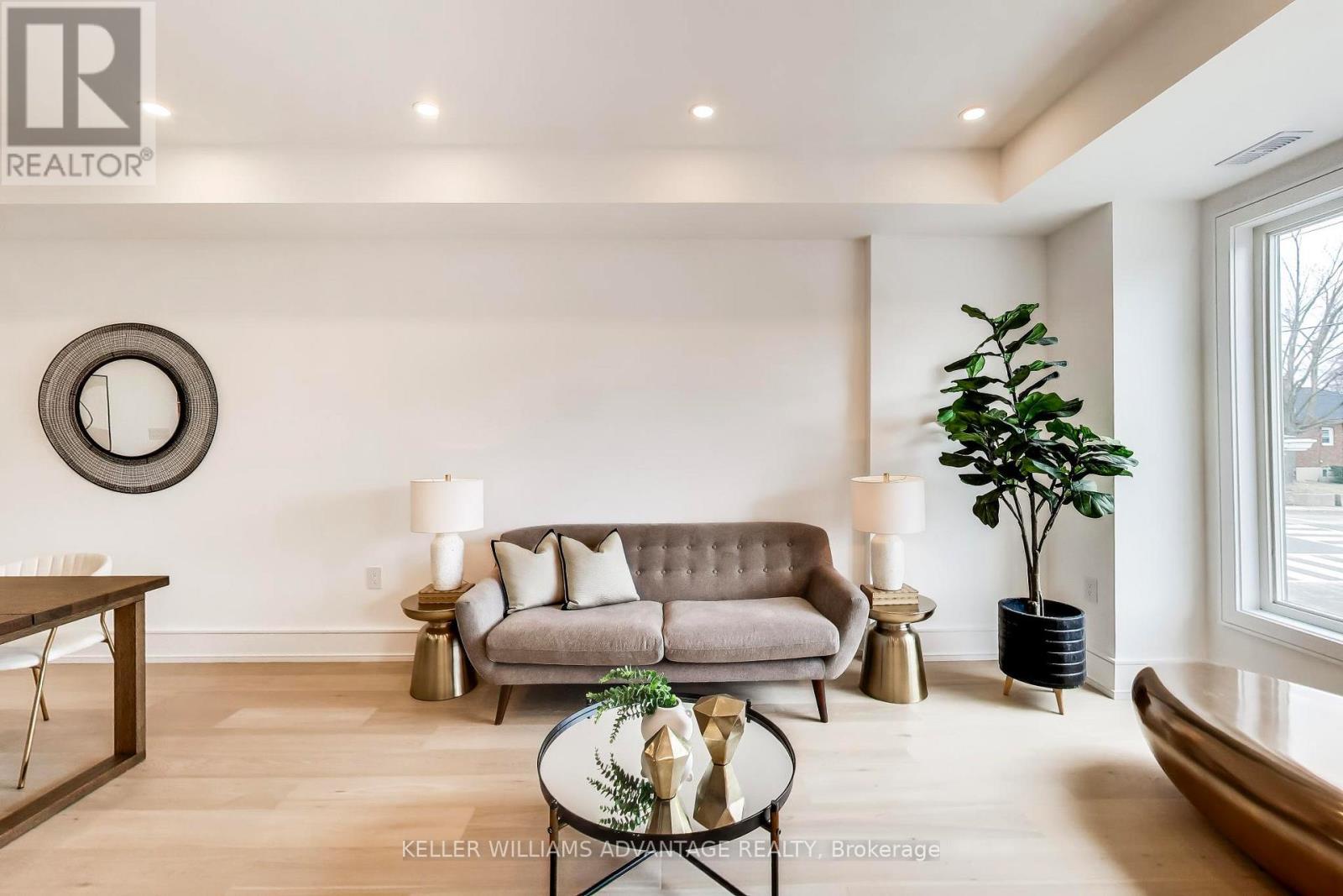 104 Yardley Avenue, Toronto (o'connor-parkview), Ontario