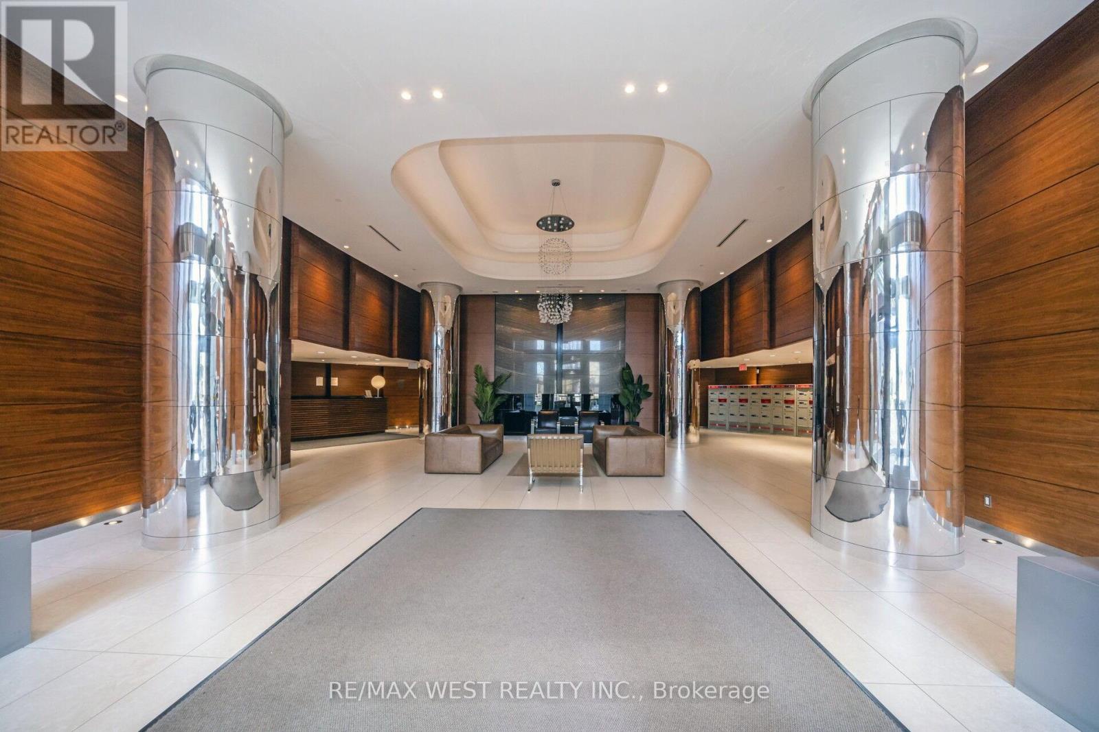905 - 1 Valhalla Inn Road, Toronto (islington-city Centre West), Ontario