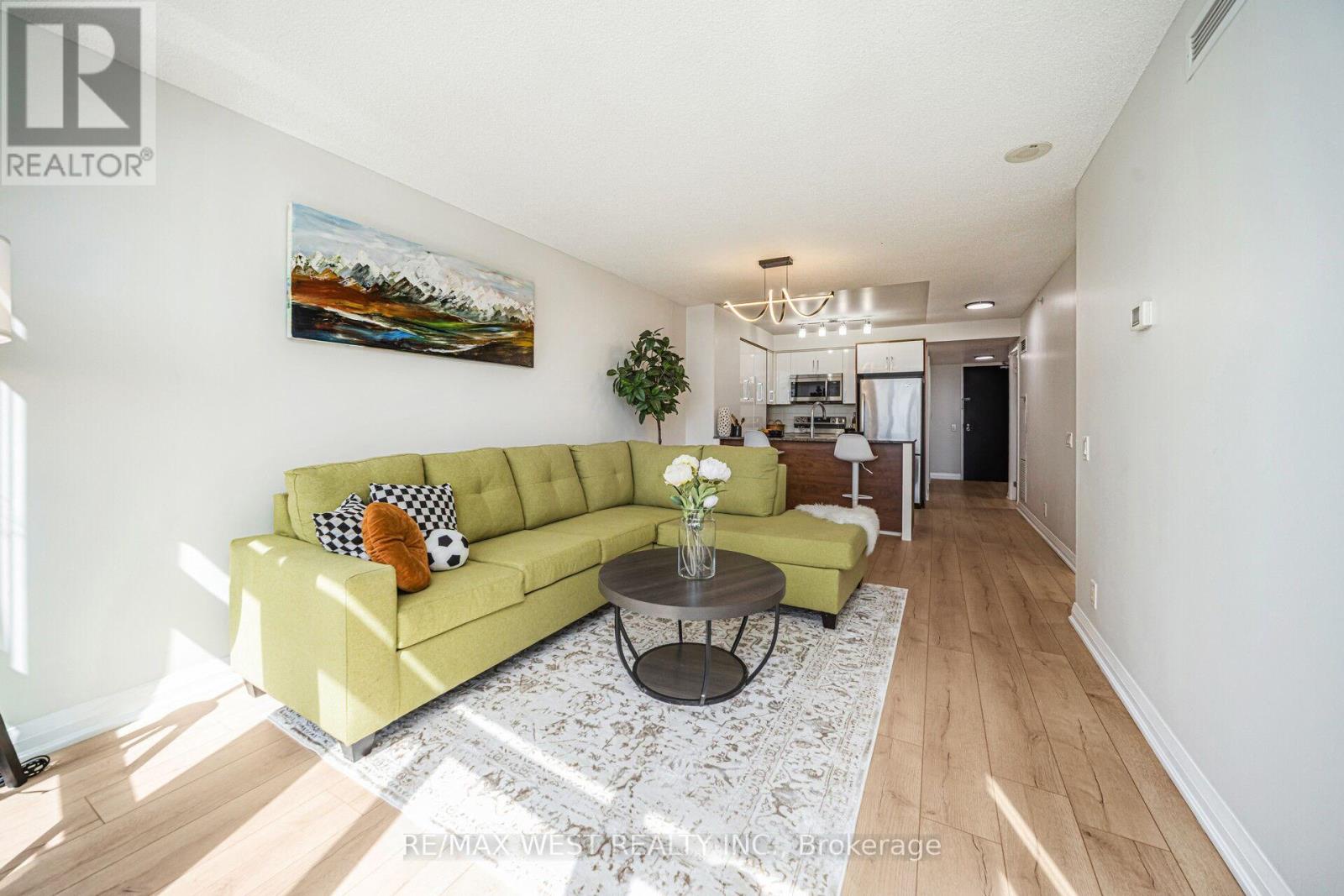 905 - 1 Valhalla Inn Road, Toronto (islington-city Centre West), Ontario