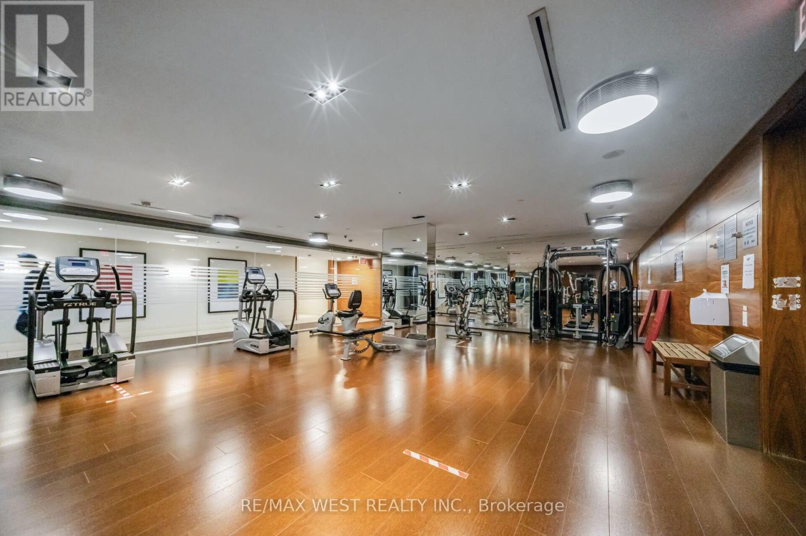 905 - 1 Valhalla Inn Road, Toronto (islington-city Centre West), Ontario