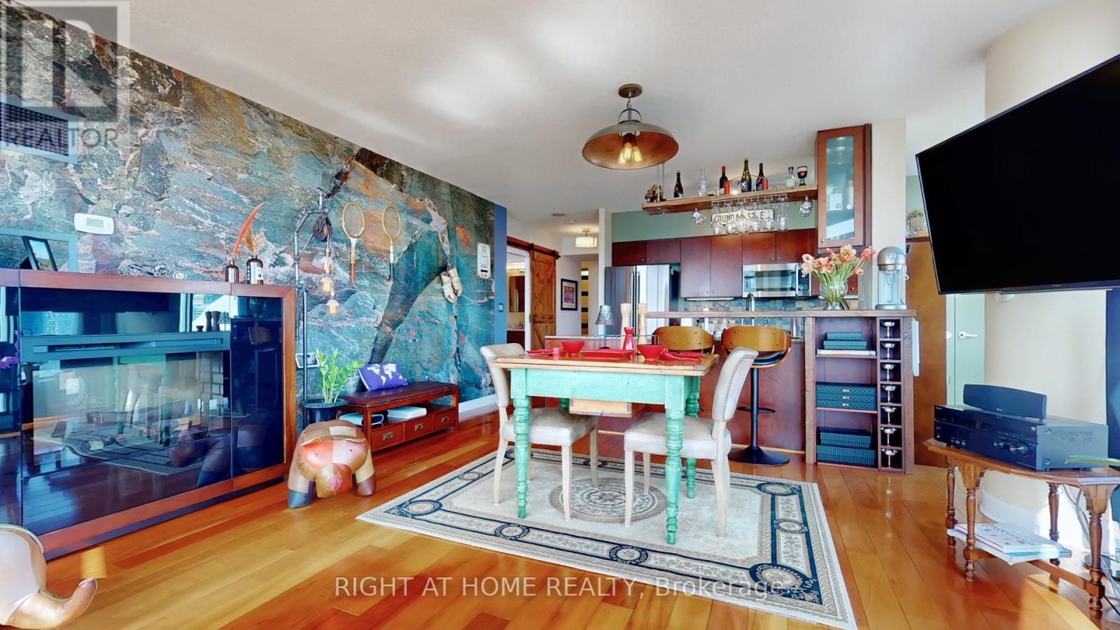 2102 - 5 Mariner Terrace, Toronto (waterfront Communities), Ontario