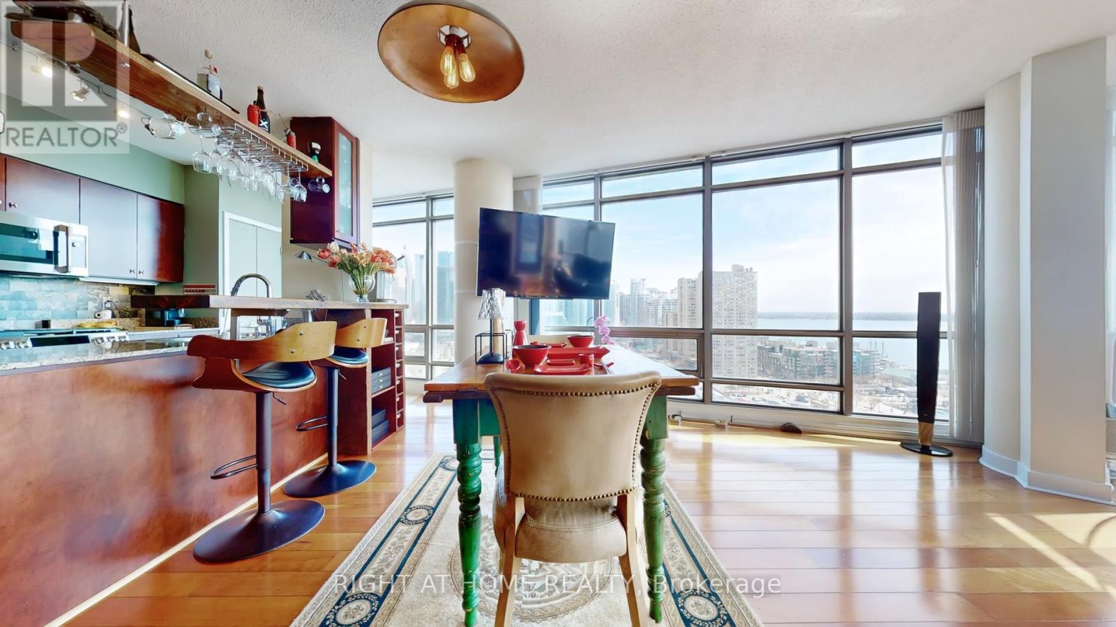 2102 - 5 Mariner Terrace, Toronto (waterfront Communities), Ontario