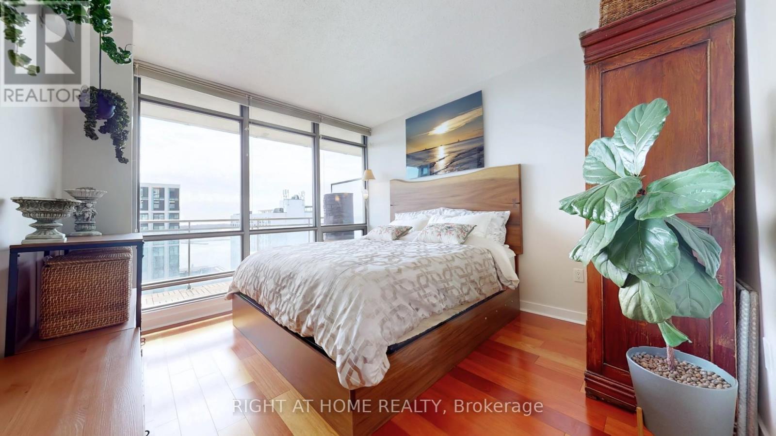 2102 - 5 Mariner Terrace, Toronto (waterfront Communities), Ontario