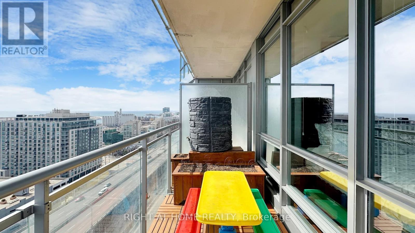 2102 - 5 Mariner Terrace, Toronto (waterfront Communities), Ontario