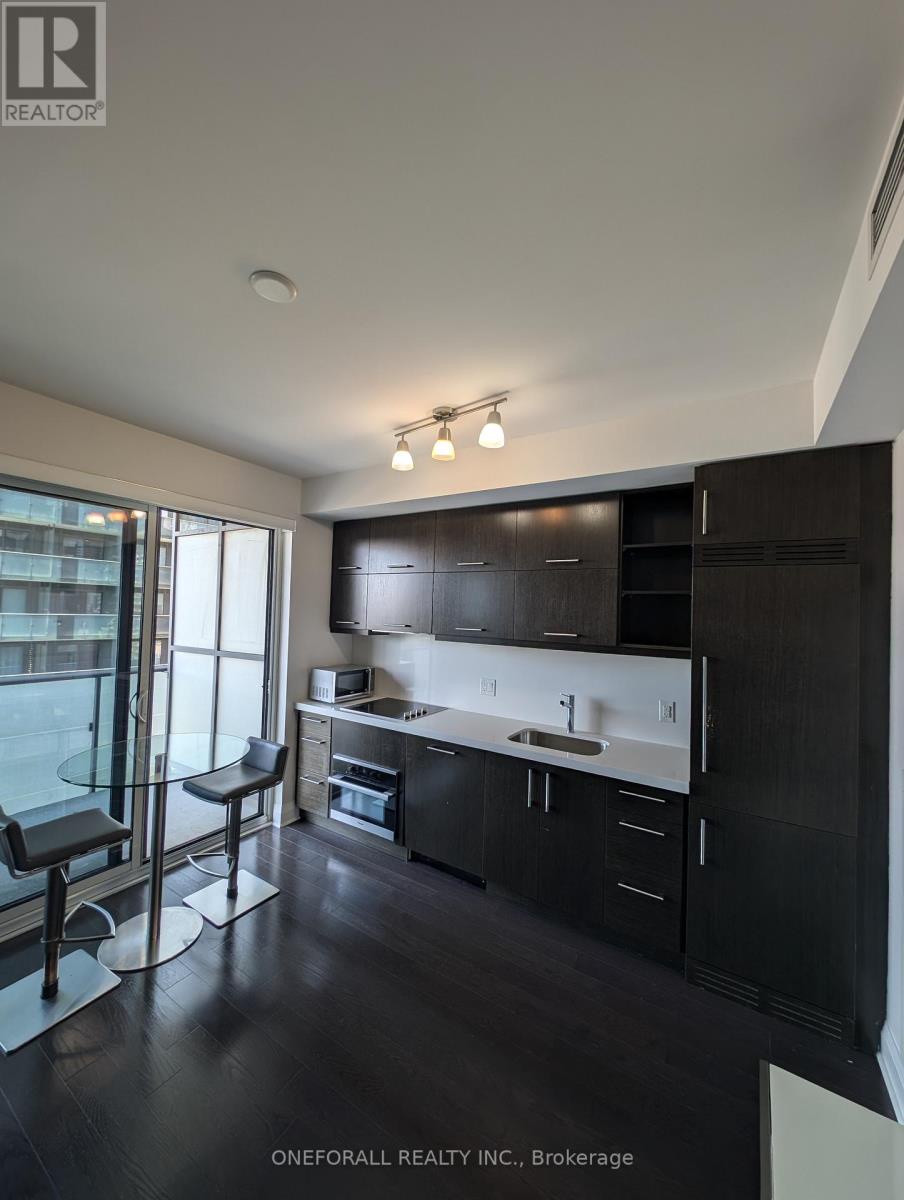 907 - 1080 Bay Street, Toronto (bay Street Corridor), Ontario
