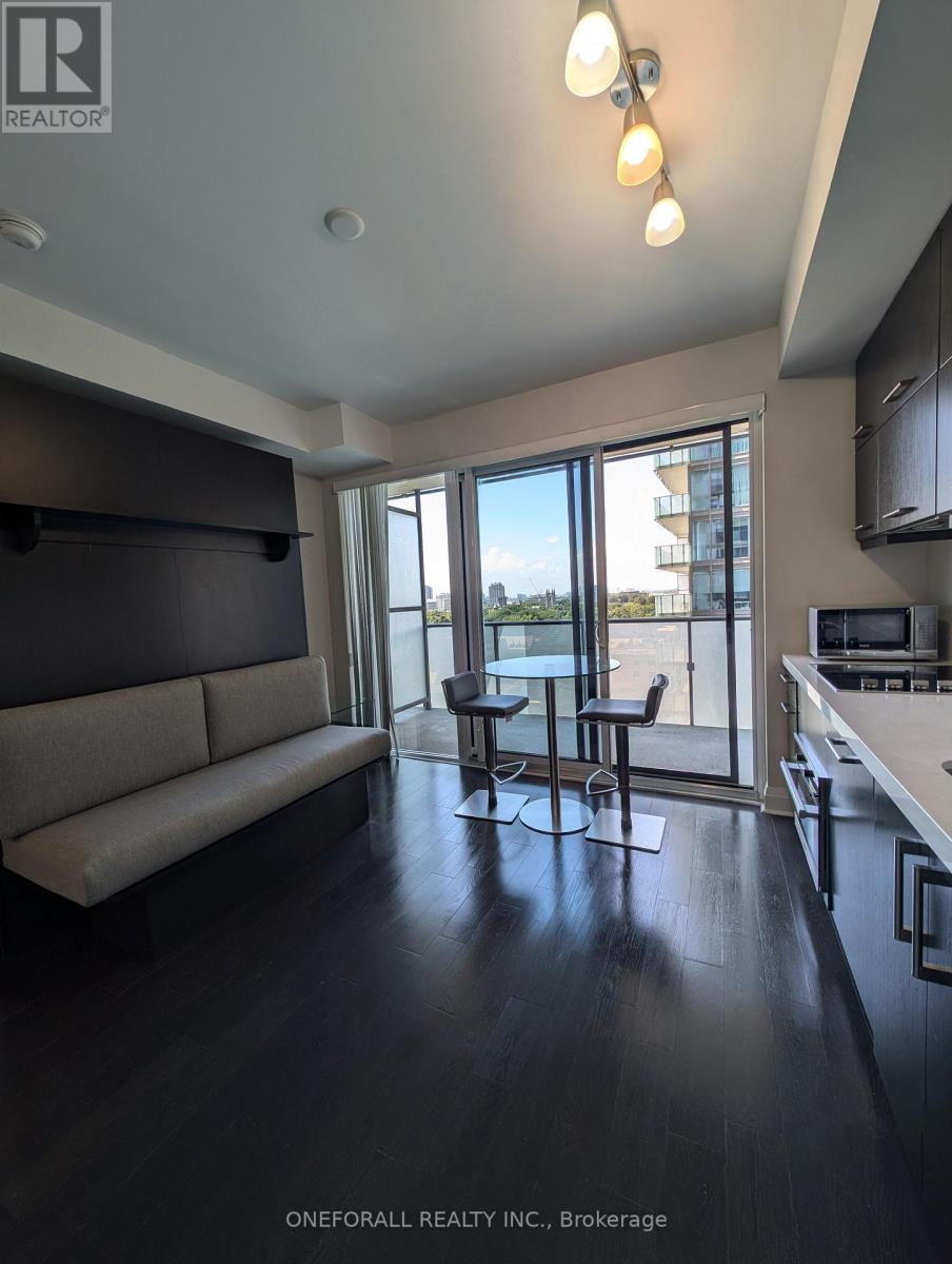 907 - 1080 Bay Street, Toronto (bay Street Corridor), Ontario