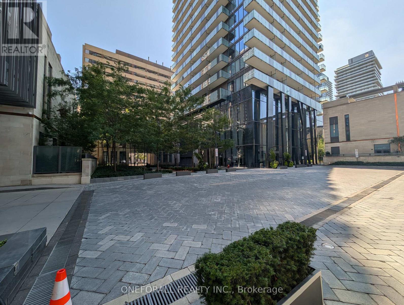 907 - 1080 Bay Street, Toronto (bay Street Corridor), Ontario