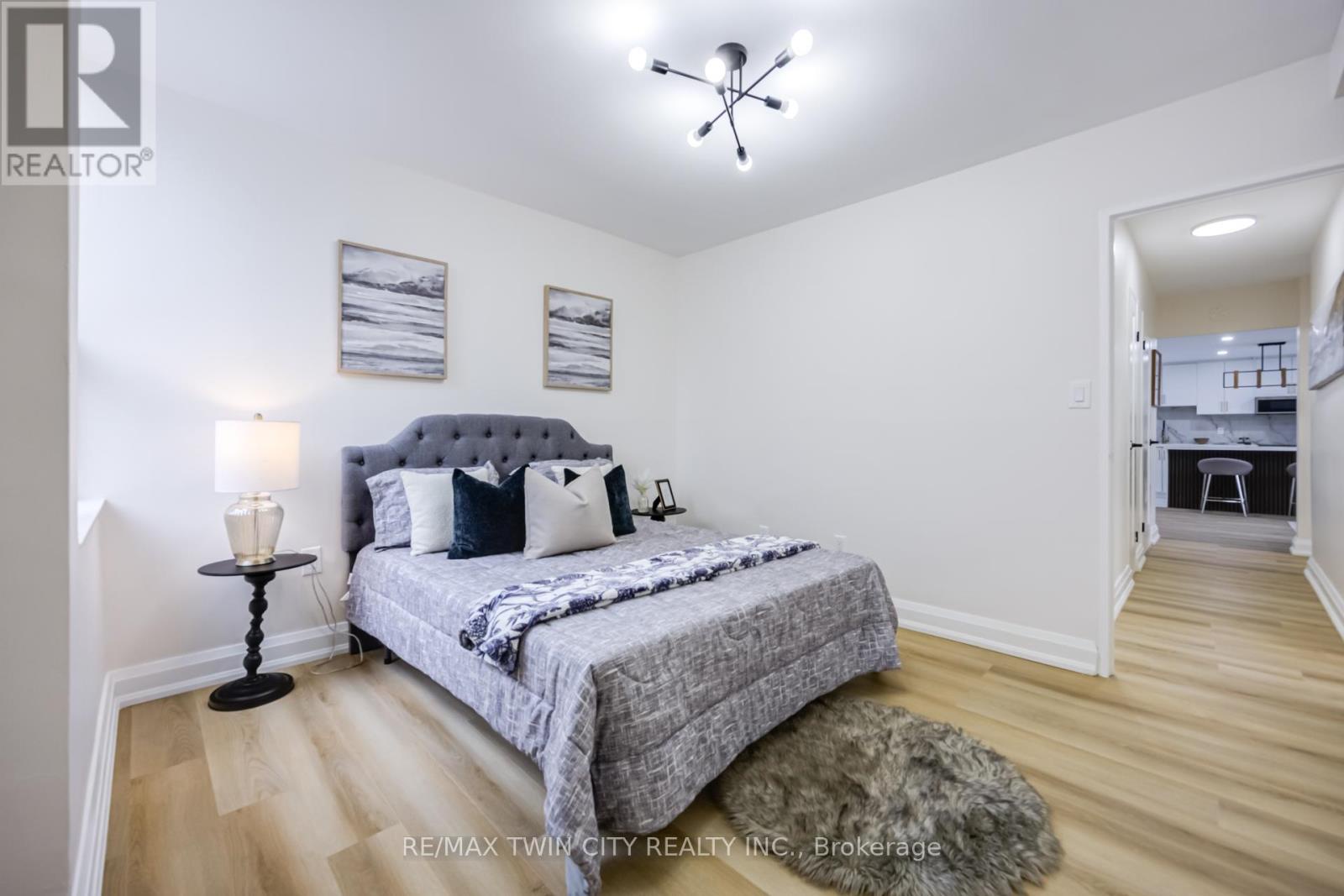 #304 - 20 Edgecliff Golfway, Toronto (flemingdon Park), Ontario