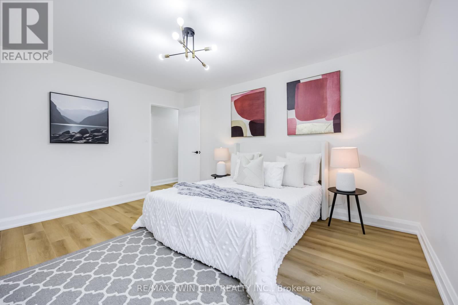 #304 - 20 Edgecliff Golfway, Toronto (flemingdon Park), Ontario