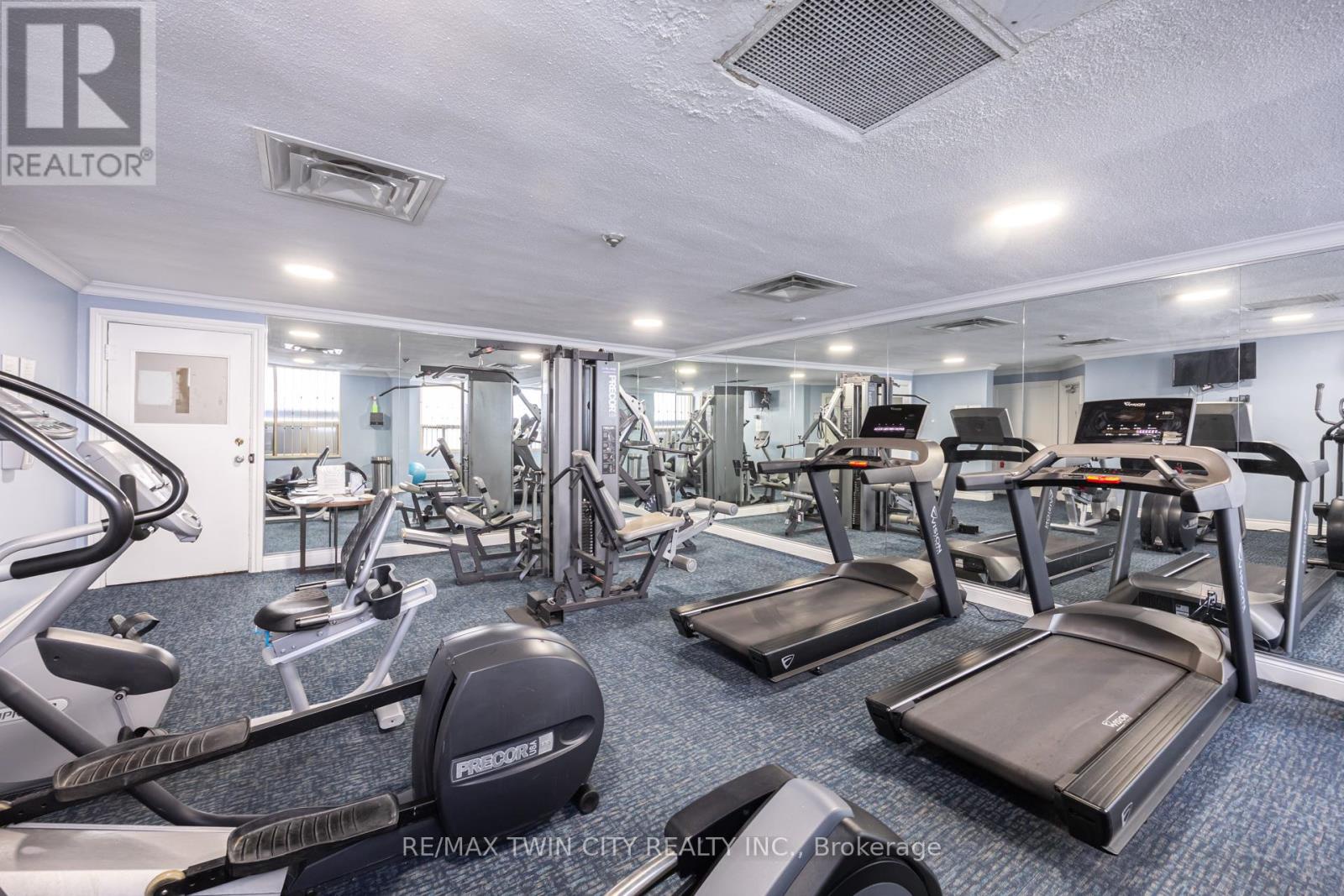 #304 - 20 Edgecliff Golfway, Toronto (flemingdon Park), Ontario