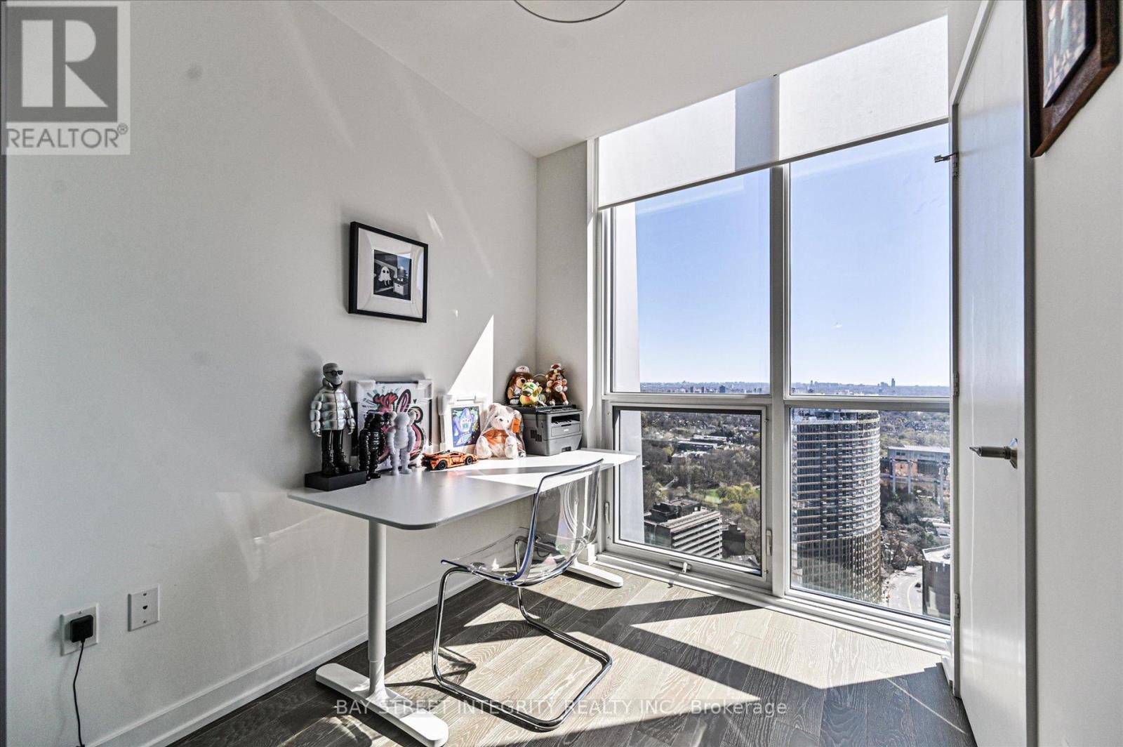 3208 - 1 Yorkville Avenue, Toronto (annex), Ontario