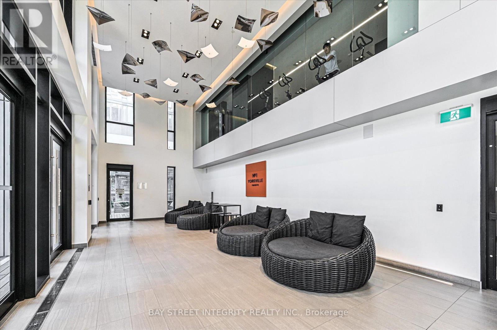3208 - 1 Yorkville Avenue, Toronto (annex), Ontario
