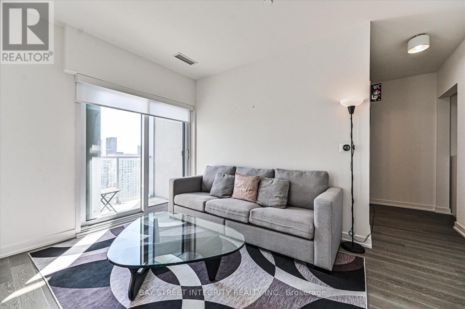 3208 - 1 Yorkville Avenue, Toronto (annex), Ontario