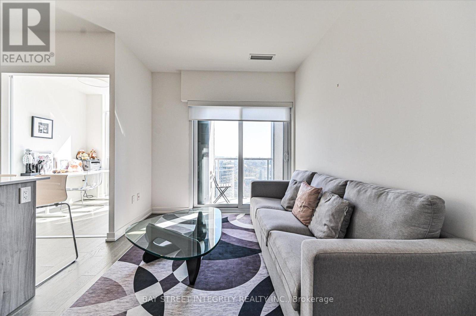 3208 - 1 Yorkville Avenue, Toronto (annex), Ontario