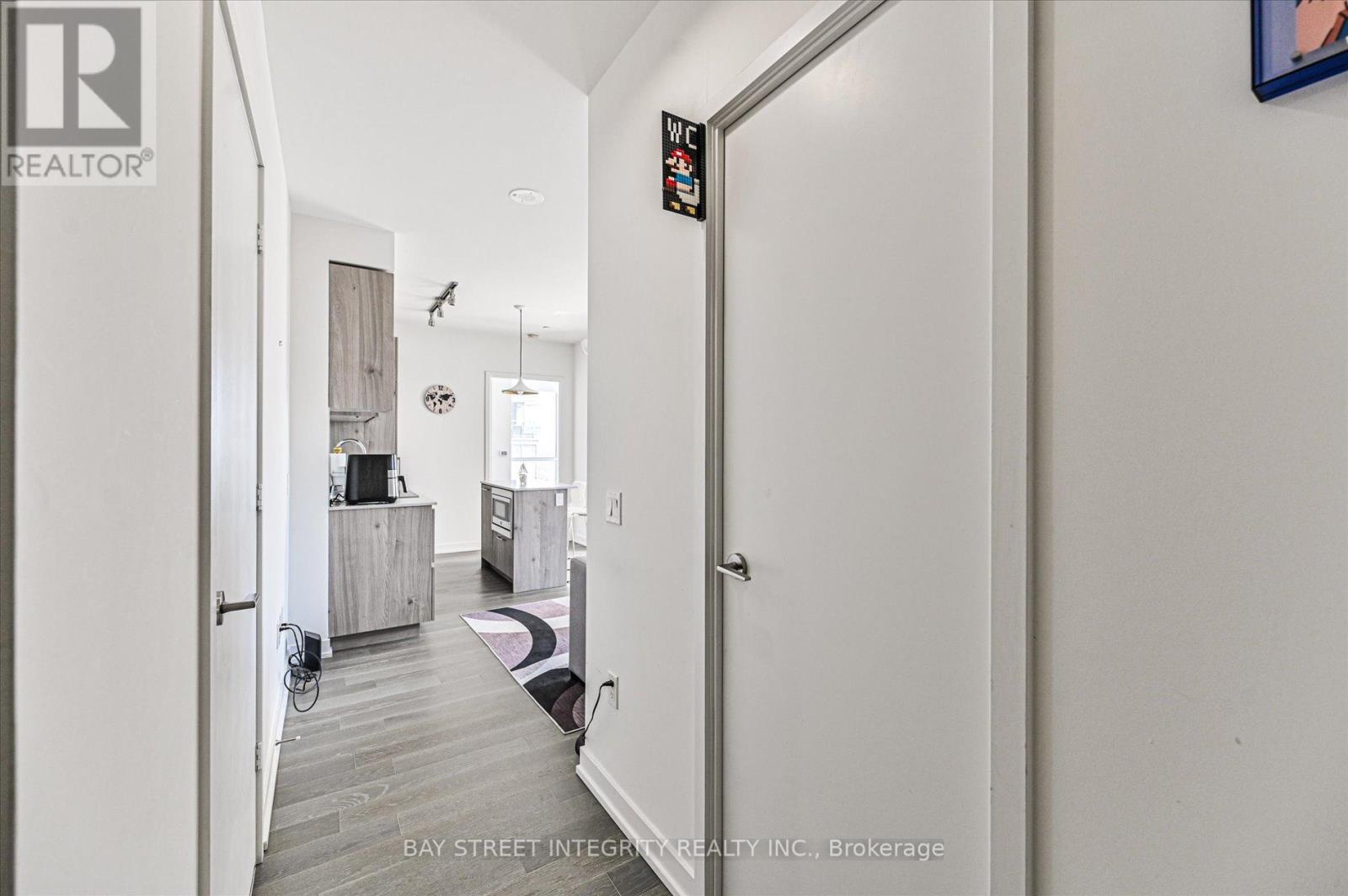 3208 - 1 Yorkville Avenue, Toronto (annex), Ontario