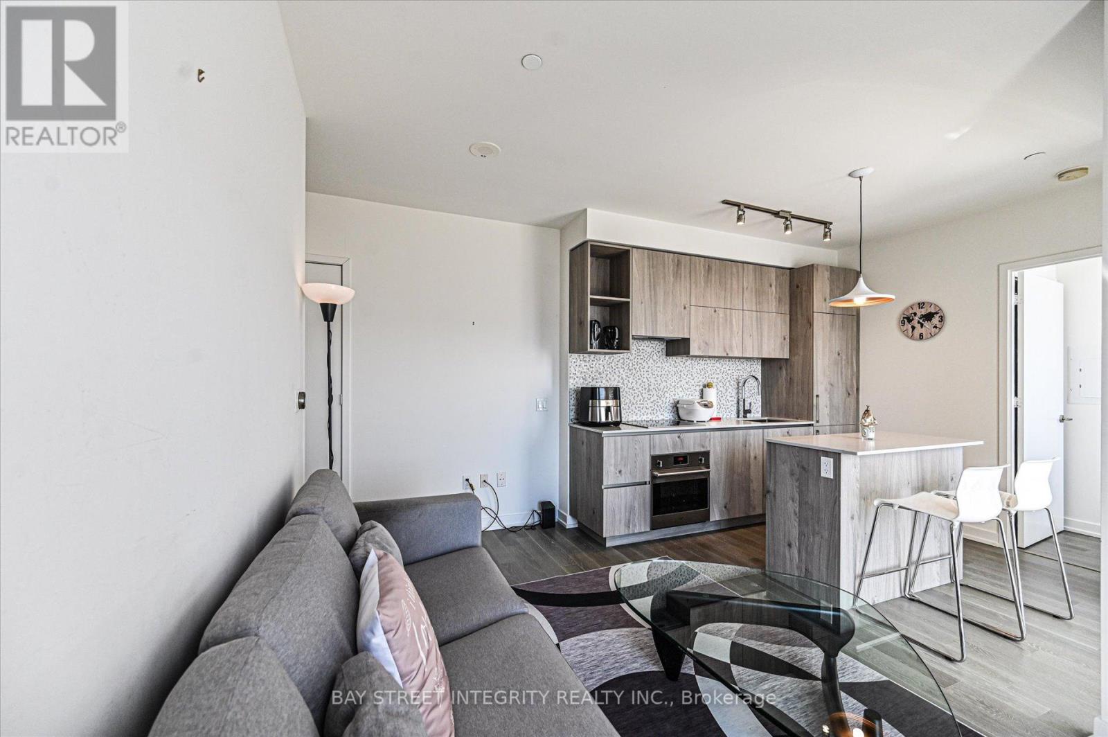 3208 - 1 Yorkville Avenue, Toronto (annex), Ontario