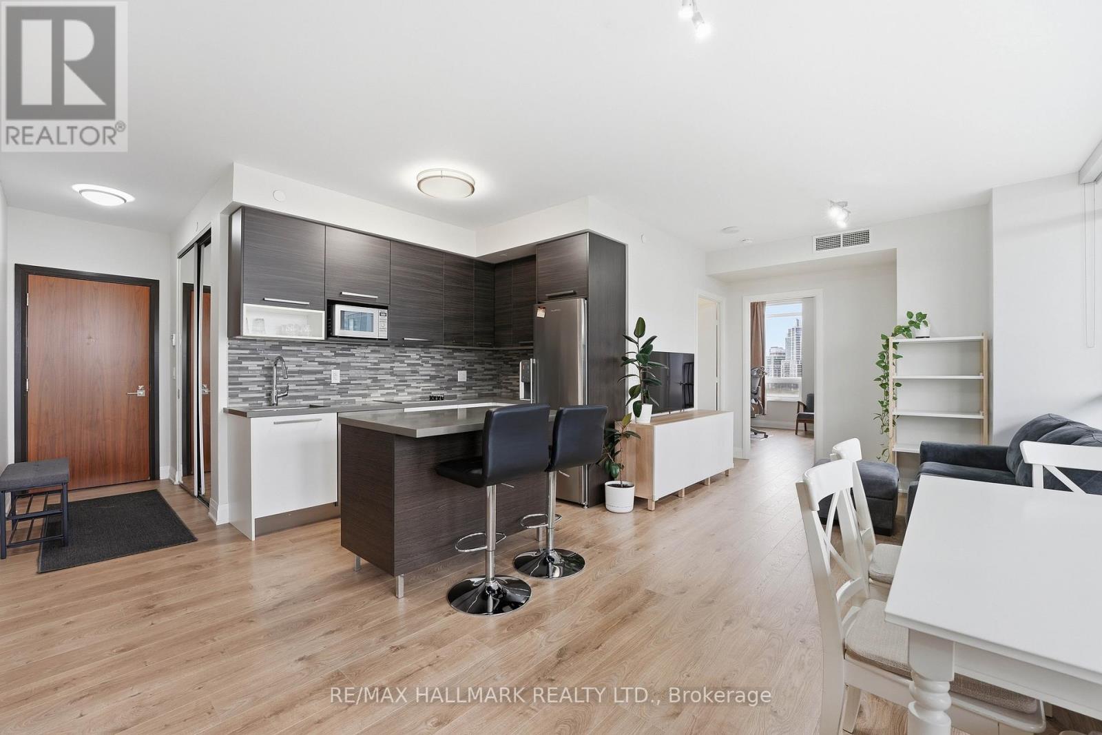 710 - 36 Park Lawn Road, Toronto (mimico), Ontario