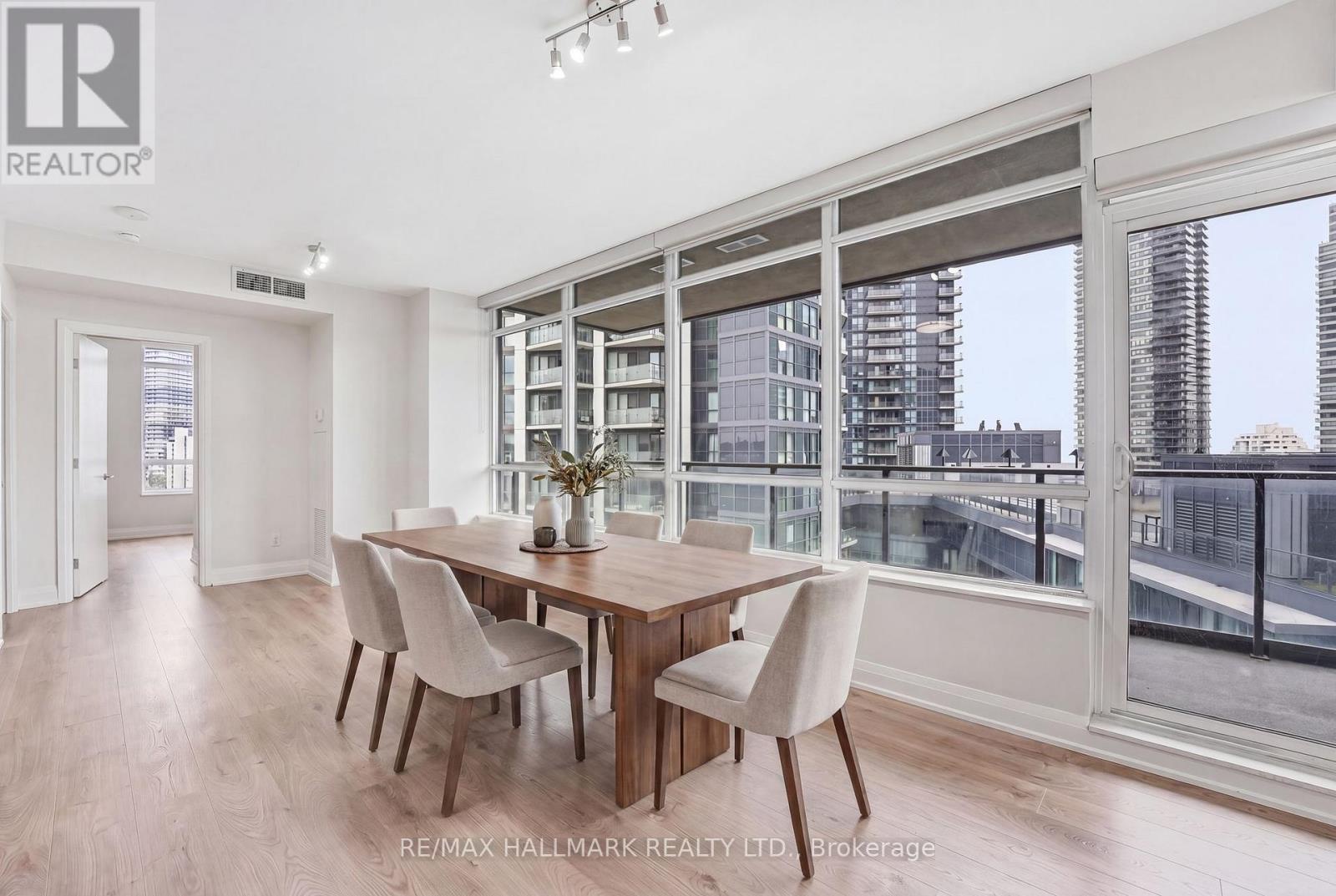 710 - 36 Park Lawn Road, Toronto (mimico), Ontario