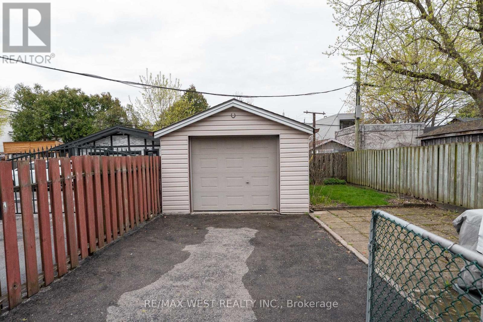 675 Durie Street, Toronto (runnymede-bloor West Village), Ontario