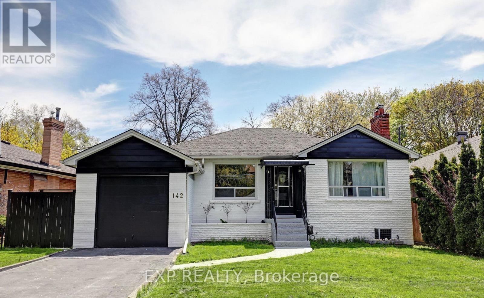 142 Thompson Avenue, Toronto (stonegate-queensway), Ontario
