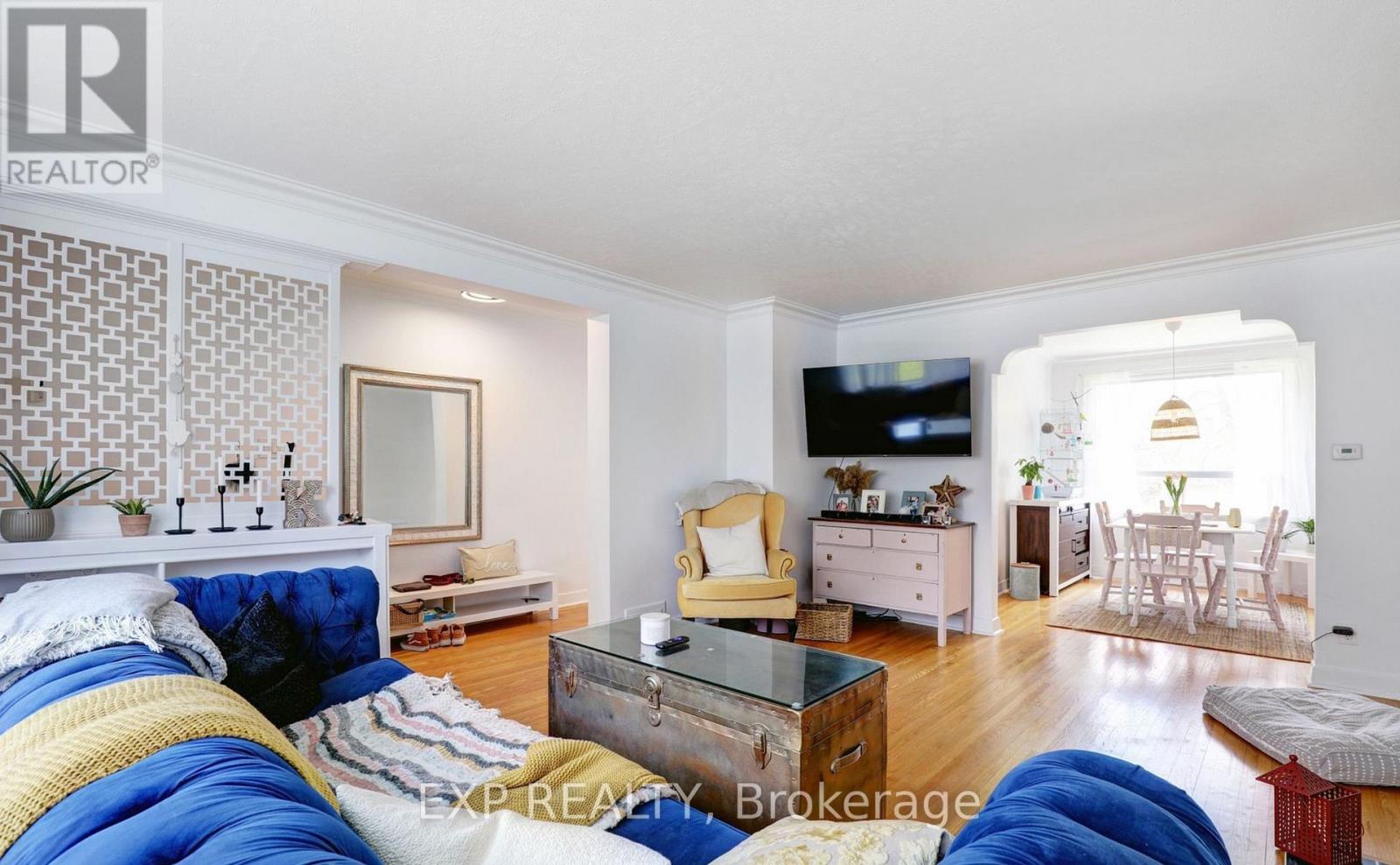 142 Thompson Avenue, Toronto (stonegate-queensway), Ontario