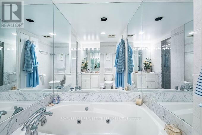 510 - 1 Aberfoyle Crescent, Toronto (islington-city Centre West), Ontario