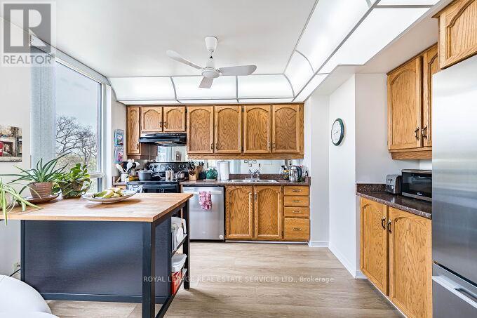 510 - 1 Aberfoyle Crescent, Toronto (islington-city Centre West), Ontario
