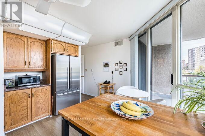 510 - 1 Aberfoyle Crescent, Toronto (islington-city Centre West), Ontario