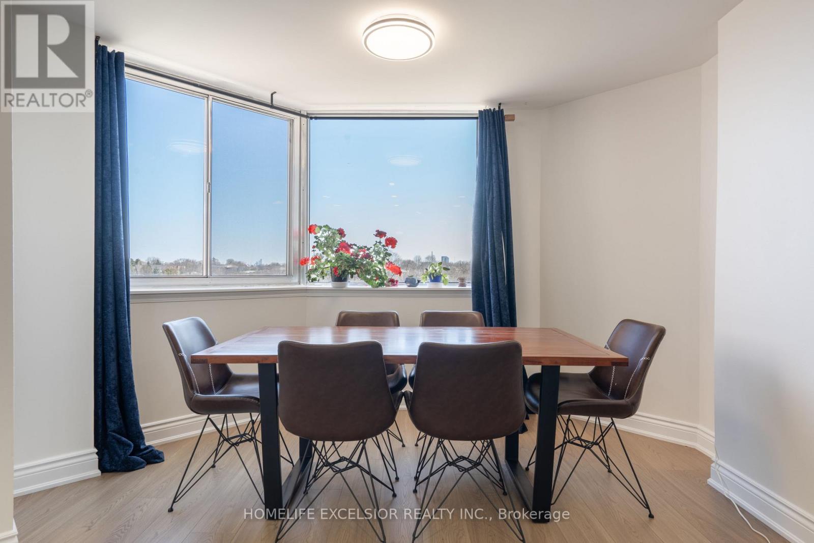 612 - 236 Albion Road, Toronto (elms-old Rexdale), Ontario